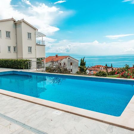 Villa Calista Icici Exterior foto